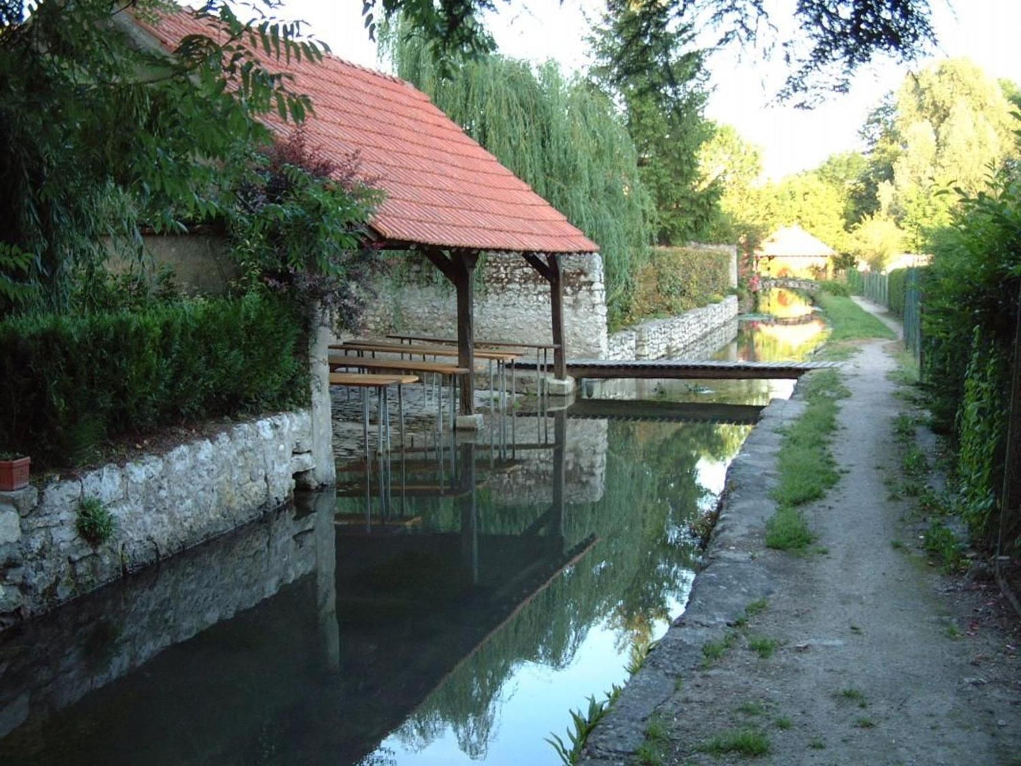 Chambres D'Hotes De Charme Au Pays Des Chateaux Avec Wi-Fi - Fr-1-590-333 Tavers Dış mekan fotoğraf